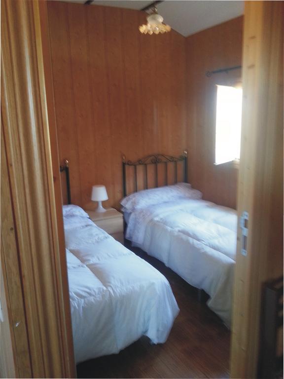 Bungalow Perotonar Ideal Para Familia Con Ninos La Puebla de Cazalla Ngoại thất bức ảnh